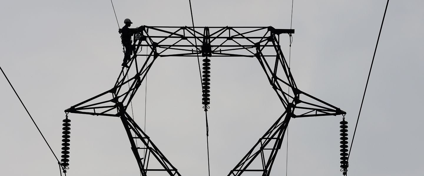 Oise : 450 km de réseau électrique contrôlés chaque année par